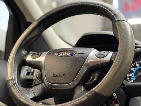 Used 2013 Ford Escape SE image 18