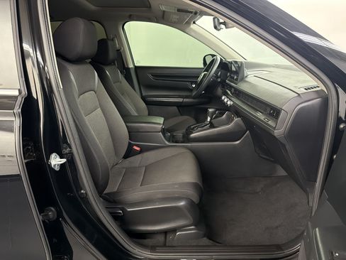 Certified 2025 Honda CR-V EX image 30