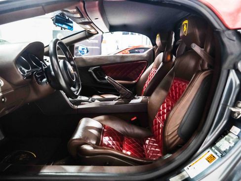 Used 2012 Lamborghini Gallardo LP 550-2 RWD image 16