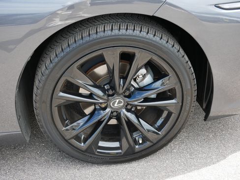 Used 2022 Lexus ES 300h F Sport w/ Accessory Package 2 FWD image 15