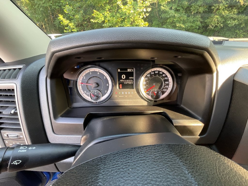 Used 2017 RAM 1500 Express AWD/4WD image 16