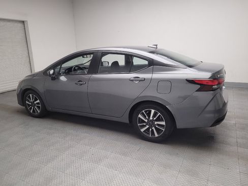 Used 2024 Nissan Versa SV FWD image 3