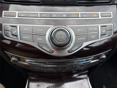 Used 2013 INFINITI M37 w/ Premium Pkg RWD image 7