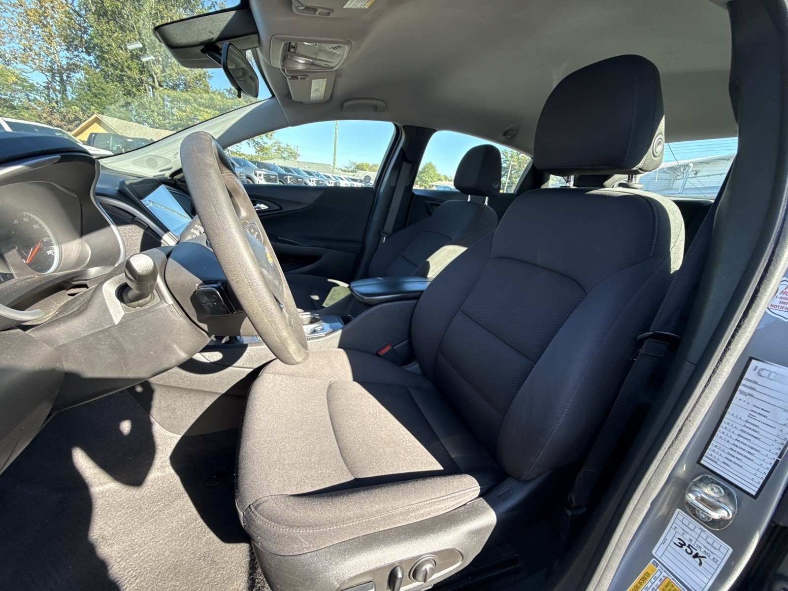 Used 2023 Chevrolet Malibu LT FWD image 9