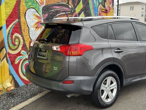 Used 2014 Toyota RAV4 XLE image 16