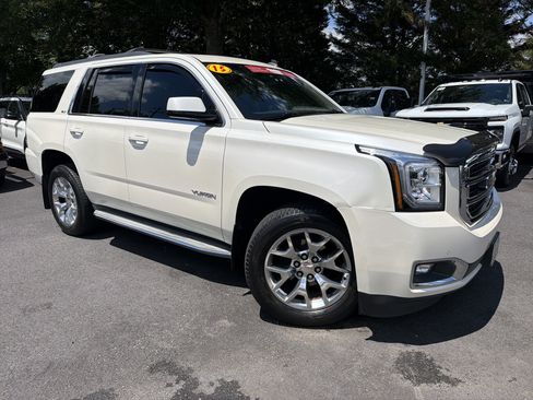 Used 2015 GMC Yukon SLT w/ Open Road Package AWD/4WD image 2