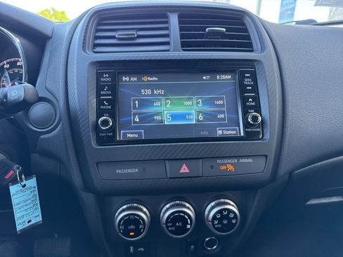 Used 2022 Mitsubishi Outlander Sport ES AWD/4WD image 16