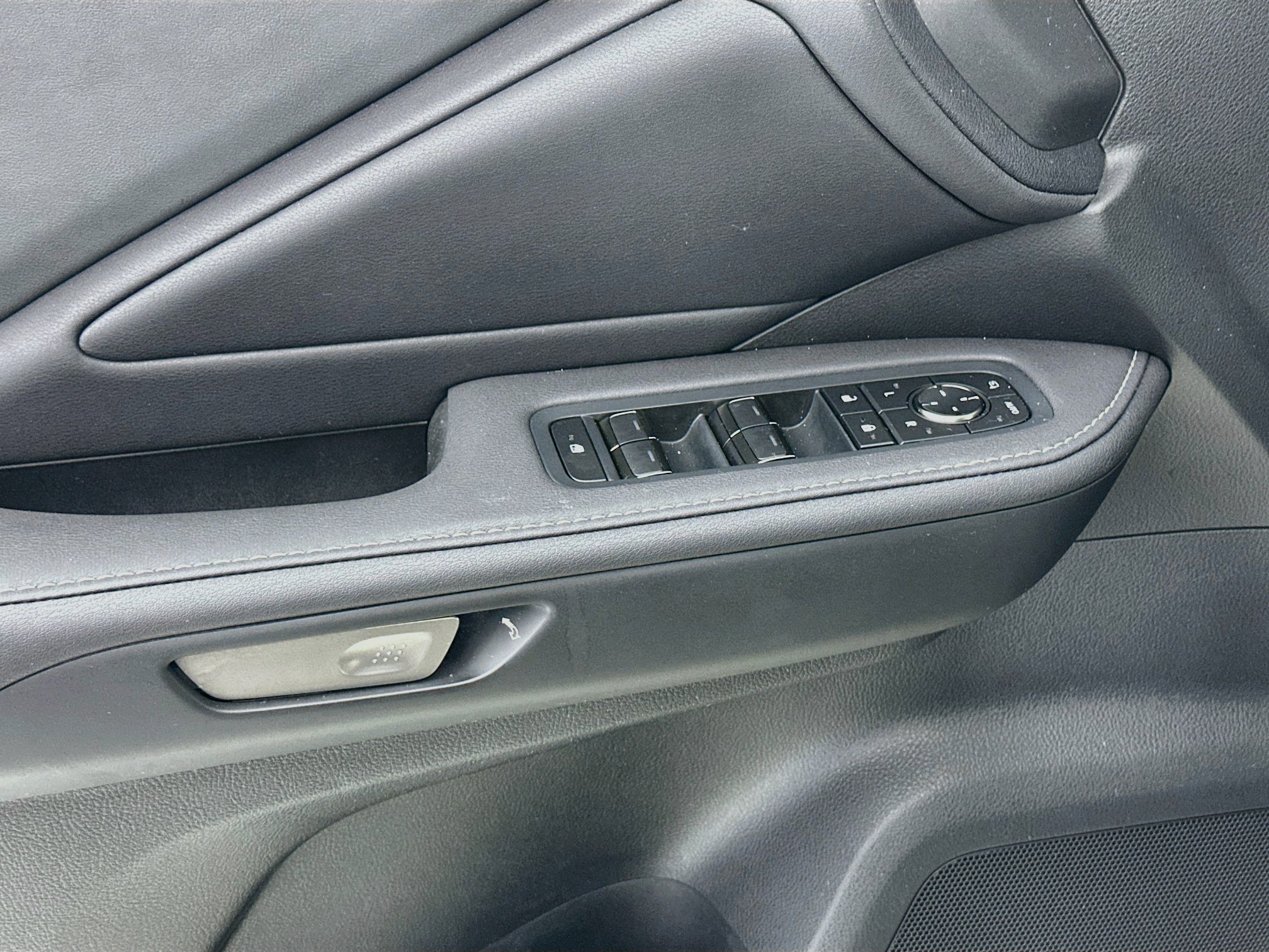 Used 2025 Lexus TX 350 AWD w/ Technology Package image 16