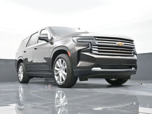 Used 2021 Chevrolet Tahoe High Country w/ Premium Package image 48