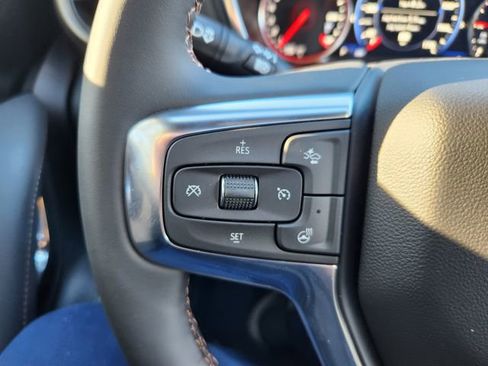 New 2025 Chevrolet Blazer Premier w/ Enhanced Convenience Package image 17