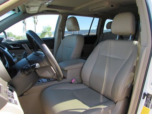 Used 2008 Toyota Highlander Limited AWD/4WD image 7