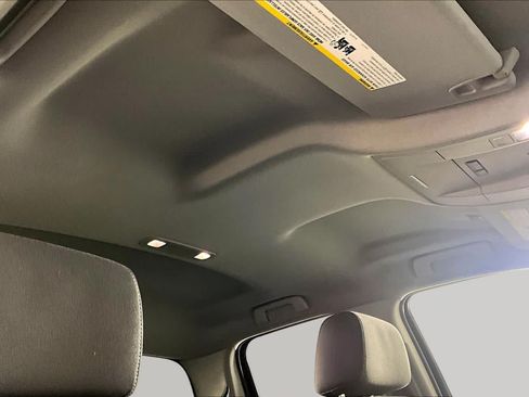 Used 2018 GMC Sierra 1500 SLE w/ SLE Value Package AWD/4WD image 14