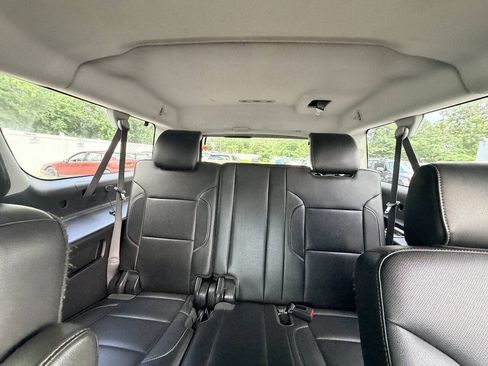 Used 2015 Chevrolet Suburban LTZ AWD/4WD image 39