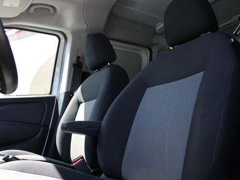 Used 2021 RAM ProMaster City Tradesman FWD image 6