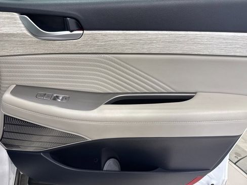 Used 2024 Hyundai Palisade Calligraphy image 18