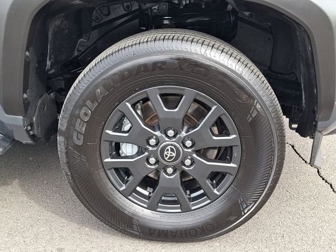 Used 2025 Toyota 4Runner SR5 image 8