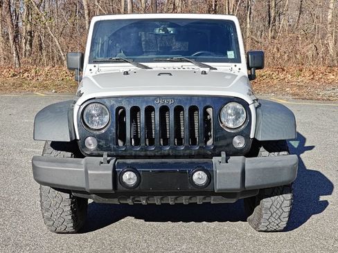 Used 2015 Jeep Wrangler Sport AWD/4WD image 9