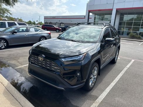 Used 2023 Toyota RAV4 Limited w/ Limited Grade Weather Package AWD/4WD image 7