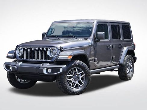 Used 2025 Jeep Wrangler Unlimited Sahara AWD/4WD image 1