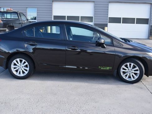 Used 2013 Honda Civic LX image 4