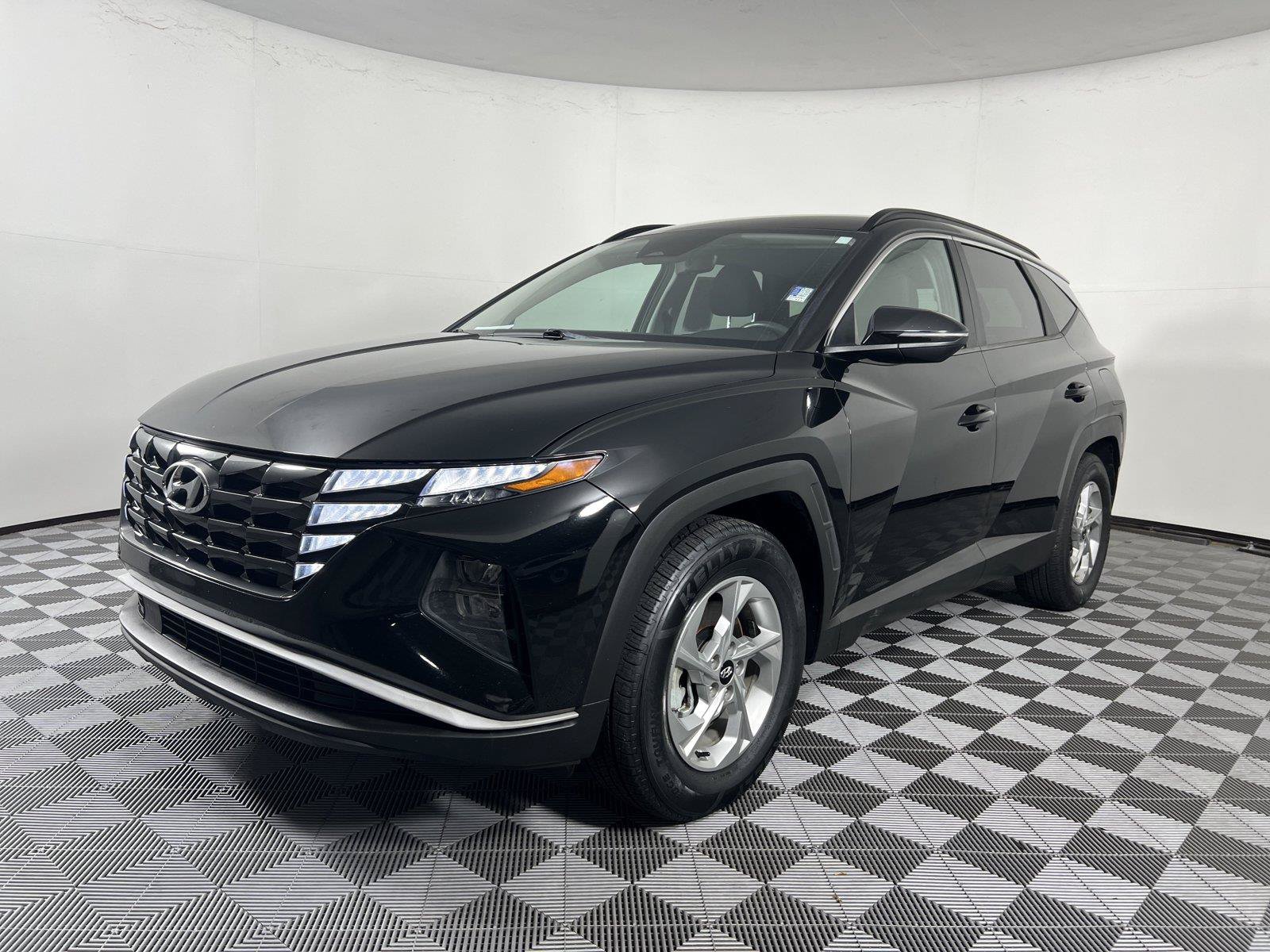 Used 2022 Hyundai Tucson SEL FWD image 3