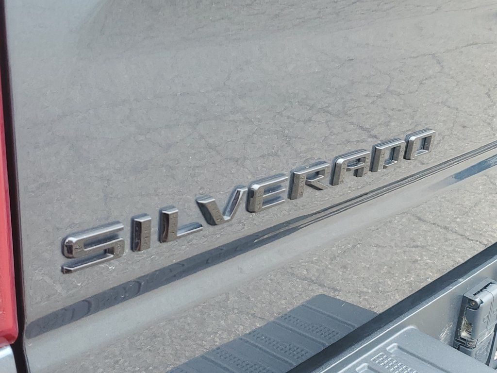 Used 2021 Chevrolet Silverado 1500 LTZ w/ Technology Package AWD/4WD image 41