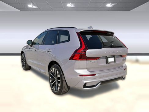 New 2026 Volvo XC60 B5 Ultra w/ Climate Package AWD/4WD image 3