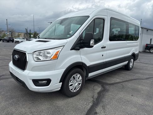 Used 2022 Ford Transit 350 XLT RWD image 4