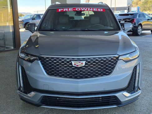 Used 2025 Cadillac XT6 Premium Luxury FWD image 8