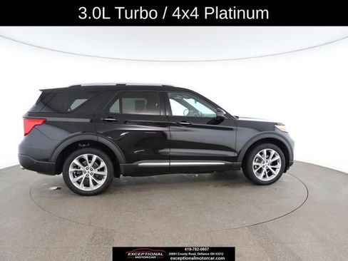 Used 2022 Ford Explorer Platinum w/ Equipment Group 601A image 22