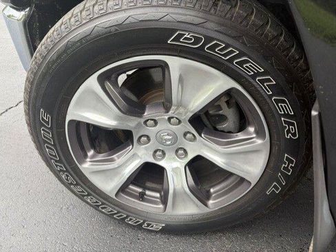 Used 2020 RAM 1500 Laramie AWD/4WD image 20