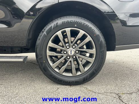 Used 2021 Ford Expedition Limited RWD image 33