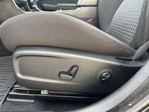 Used 2020 Dodge Charger GT w/ Blacktop Package image 11