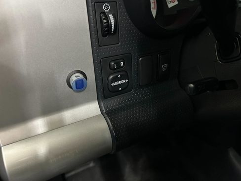 Used 2010 Toyota FJ Cruiser 4WD image 14