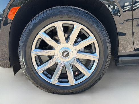 Used 2021 Cadillac Escalade ESV Premium Luxury Platinum AWD/4WD image 44