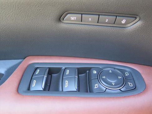 New 2026 Cadillac XT5 Premium Luxury w/ LPO, ONYX Package FWD image 11