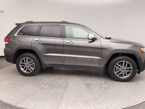 Used 2020 Jeep Grand Cherokee Limited AWD/4WD image 9
