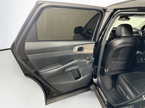Used 2021 Kia Sorento EX w/ Panoramic Sunroof Package FWD image 26