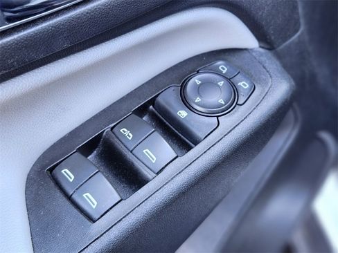 Used 2022 Chevrolet Equinox LS image 12