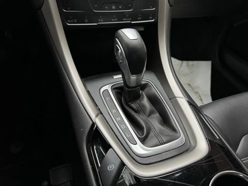 Used 2014 Ford Fusion SE w/ Equipment Group 502A FWD image 13