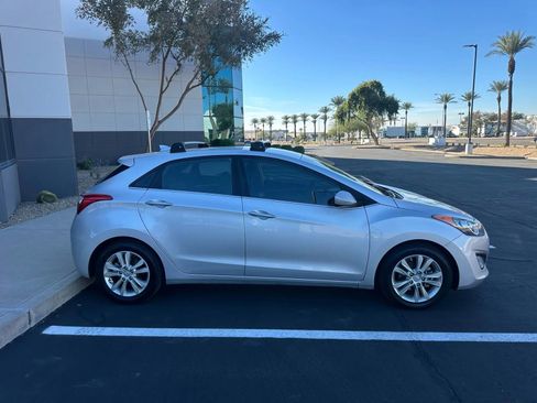 Used 2013 Hyundai Elantra GT image 4