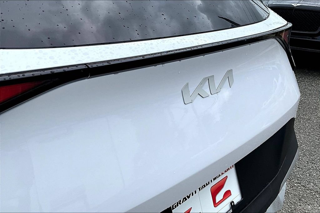 Used 2024 Kia Sportage EX FWD image 15