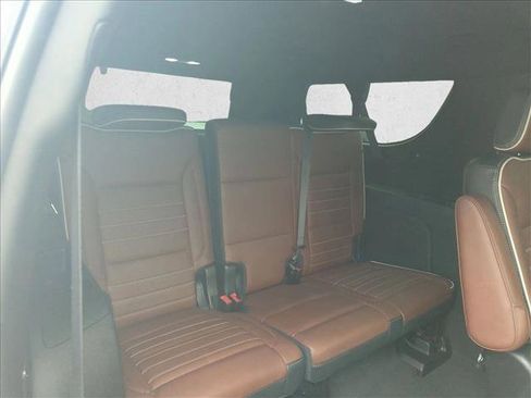 Used 2023 GMC Yukon XL Denali Ultimate image 20