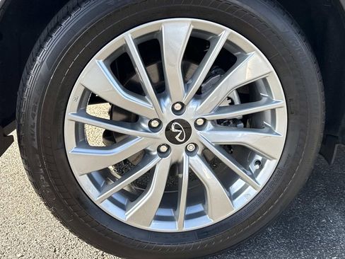 Used 2024 INFINITI QX50 Luxe image 29