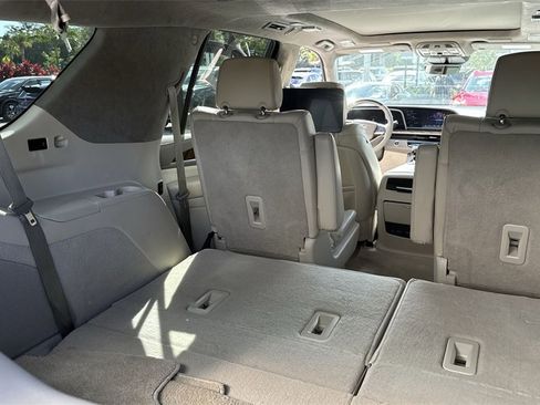 Used 2021 Cadillac Escalade Sport Platinum w/ Heavy-Duty Trailer Package image 59