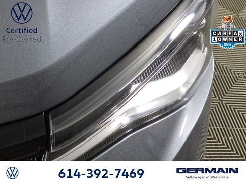 Certified 2025 Volkswagen Taos SE image 15