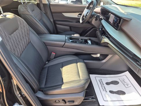 Certified 2026 Nissan Murano Platinum AWD/4WD image 31