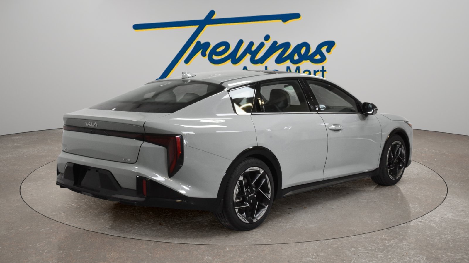 Used 2025 Kia K4 GT-Line w/ GT-Line Premium Package FWD image 2