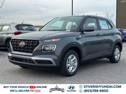 New 2026 Hyundai Venue SE image 9