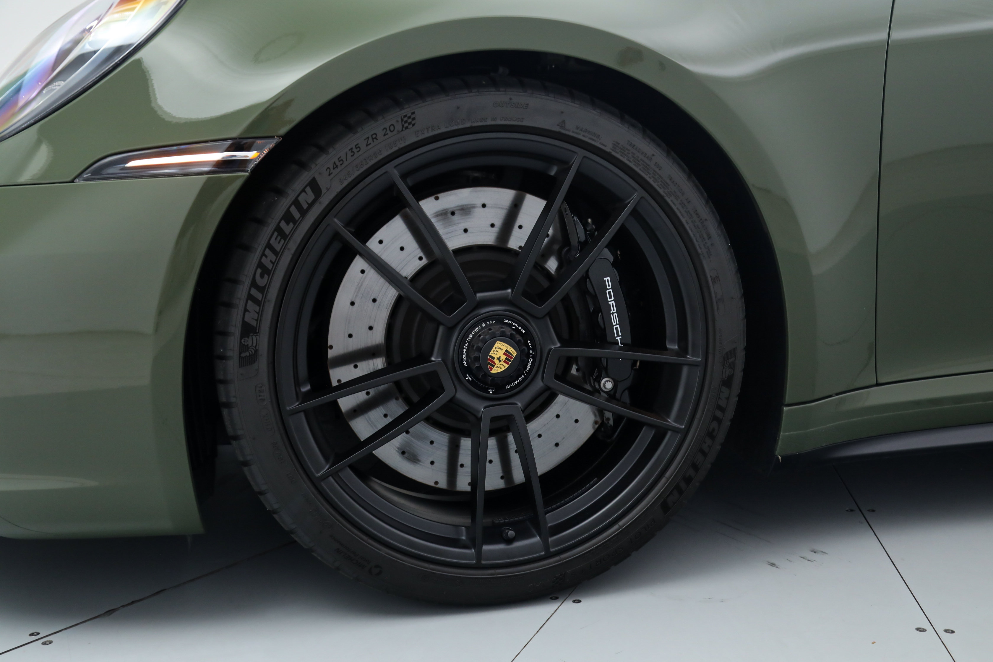 Used 2024 Porsche 911 GTS Coupe image 11